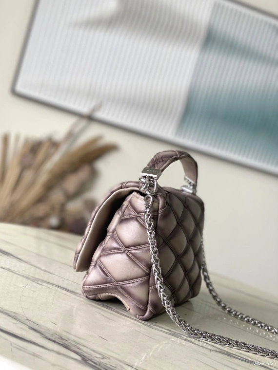 GO-14 MM VUITTON LOUIS 0816